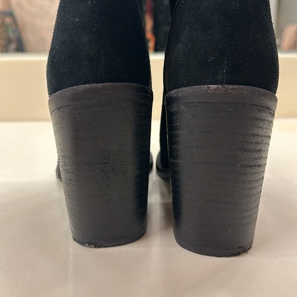 Used UGG boots - Picture 5 of 7